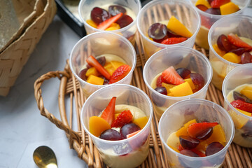 Jelly custard pudding with fresh fruits.