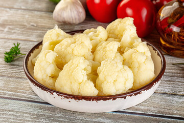 Vegan cuisine Steamed cauliflower cabbage