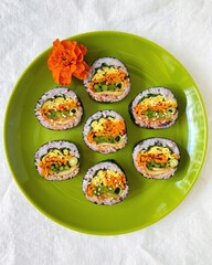 A vibrant and nutritious healthy diet meal featuring fresh vegetables, lean protein, and whole grains. Perfect for clean eating, weight loss, and a balanced lifestyle. This wholesome dish promotes wel