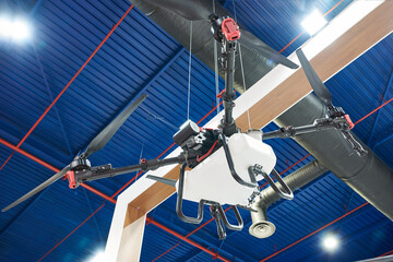 Large agricultural drone for fertilizing fields