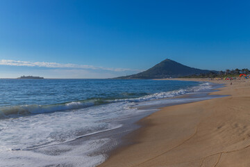 People at the Moledo beach