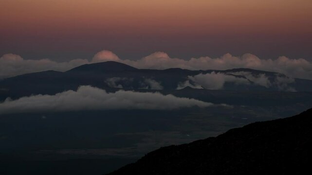 Timelapse - Sunset Piton des Neiges 5