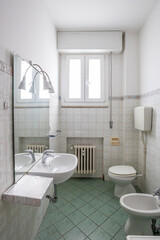 Bagno sui toni del verde chiaro