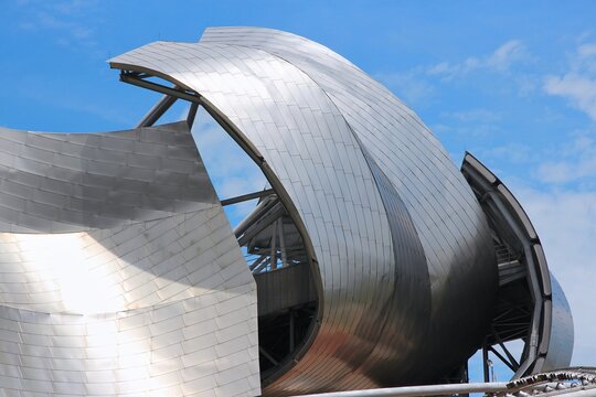 CHICAGO, USA - JUNE 27, 2013: Jay Pritzker Pavilion in Millennium Park in Chicago. Jay Pritzker Pavilion is a modernist bandshell designed by Frank Gehry.