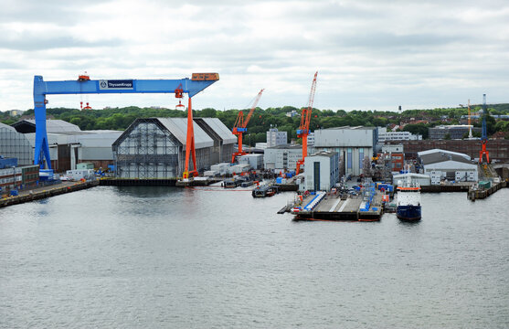 Gantry crane at the ThyssenKrupp shipyards in the port of Kiel, capital of the federal state of Schleswig-Holstein, Germany. Thyssen Krupp Yards