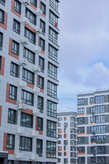 Fototapeta premium A captivating view of modern multifamily homes that showcases architectural innovation alongside vibrant creativity