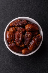 Dried tropical date fruit as an ingredient for fresh organic diet food