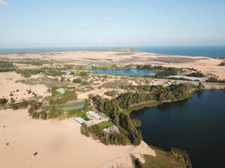 Obraz premium Bau Trang Tourist Area, Mui Ne - The magnificent little desert. Bau Trang Mui Ne is often referred to by many tourists as the 