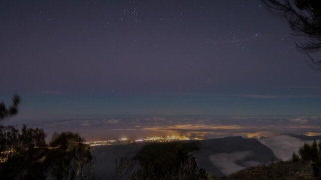 Timelapse stars on East side - La R&eacute;union 2