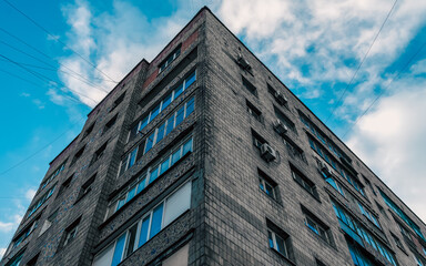 Fototapeta premium tall old house in a slum