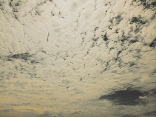 Wide View of Cloudy Sky with Serene and Dramatic Atmosphere