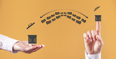 Trash can and files. Delete files