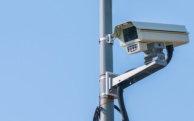 Street camera for traffic violations