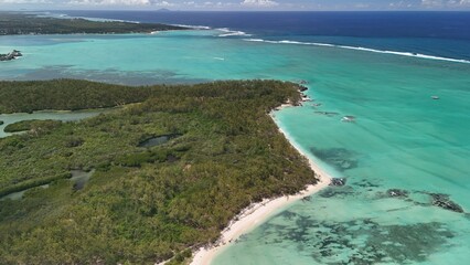 Obraz premium Aerial view of Ile aux Cerfs (Deer Island), Mauritius Island, Africa, Indian Ocean