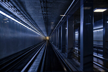 Fototapeta premium subway train station