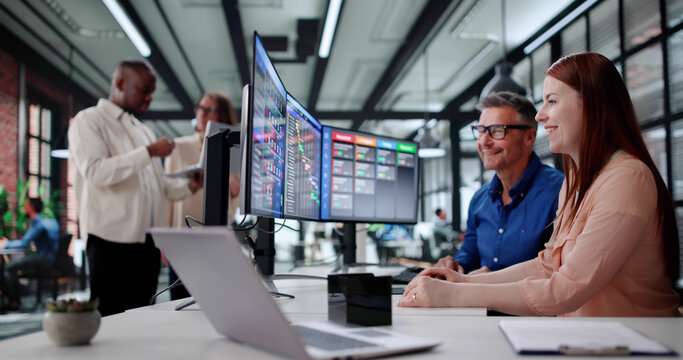 Efficient Manager Organizing Team's Schedule