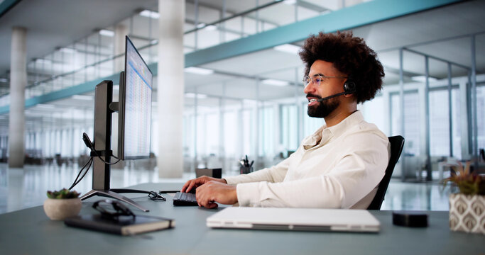 Tech Support Specialist Assisting Customer