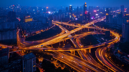 Obraz premium Vibrant interchange with light streaks