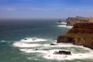 Felsformation Ponta do Bode bei Canical, Madeira