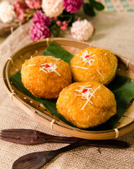 Fried bread is a delicious snack made by dipping bread in a sweet batter, then deep-frying until golden and crispy. 