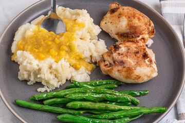 chicken thighs with mashed potatoes