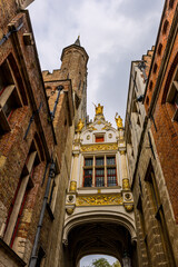 Bâtiments sur la Place du Bourg de Bruges © Gerald Villena