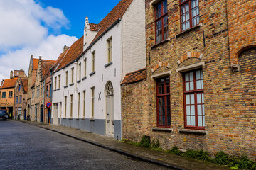 Fototapeta premium Dans les rues de la ville de Bruges appelée la Venise du Nord