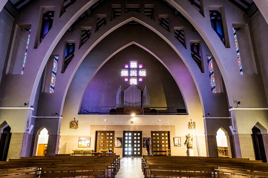 &Eacute;glise Saint Charles de Serin &agrave; Lyon en France