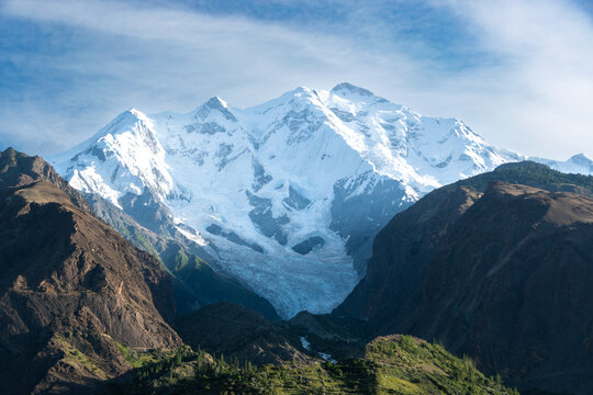 cumbres nevadas del Karakorum
