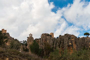 DETALLES DE GUADALEST 2025