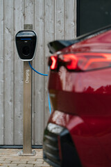 Outdoor charging station for electric electric vehicles