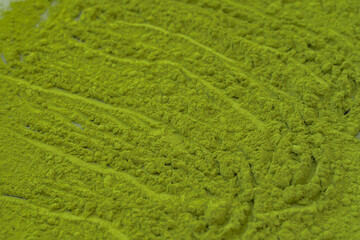 一面に抹茶パウダー