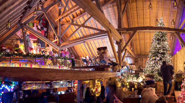 Haute Savoie : Hameau du P&egrave;re No&euml;l 4