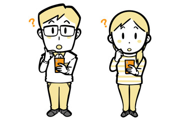 不思議そうな表情でスマホを持っている、普段着の若い夫婦