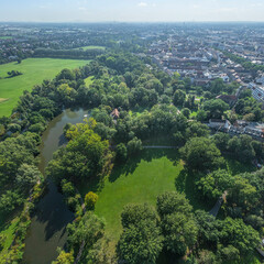 Die Kleeblattstadt Fürth an Rednitz und Pegnitz in der Metroploregion Nürnberg von oben