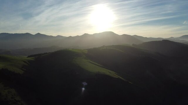 Vista a&eacute;rea del atardecer en Elorriaga (Euskadi)