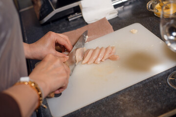 chicken fillet slicing