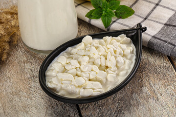 Grain cottage cheese with sour