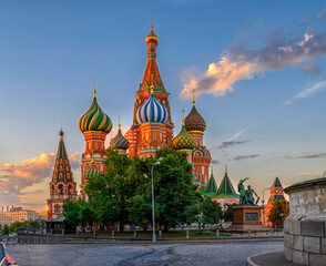 Fototapeta premium Saint Basil's Cathedral and Red Square in Moscow, Russia. Architecture and landmarks of Moscow.