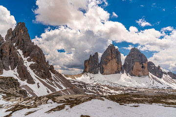 Bergpanorama mit den ber&uuml;hmten Drei Zinnen
