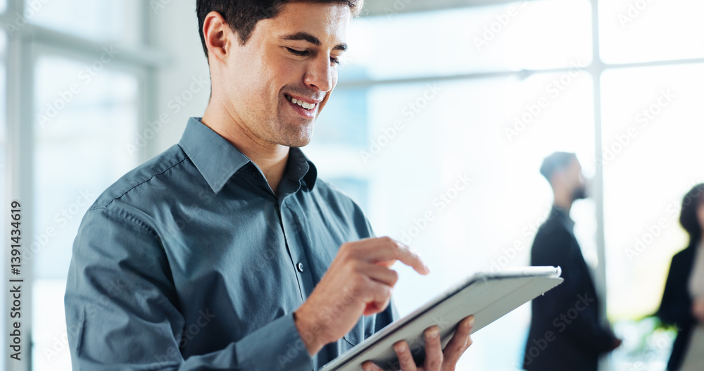 Leinwandbilder office, reading and business man on tablet for online planning, project research and strategy. profe