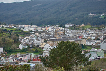 Obraz premium Mondoñedo, Galicia, Spain, a comprehensive view from the heights of Pazo de San Isidro