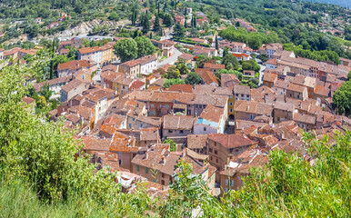Fototapeta premium Village troglodyte de Cotignac dans le Var, France 