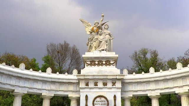 Hemiciclo a Benito Juarez archway architectural masterpiece in Mexico City.