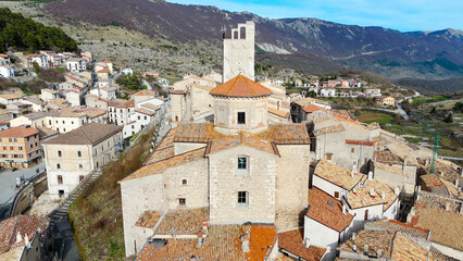 Obraz premium Castel del Monte, Abruzzo, Italy. Aerial drone view