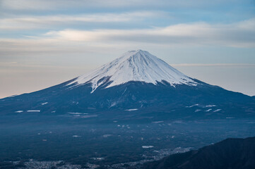 山梨県新道峠からの富士山と河口湖