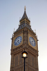 elizabeth tower mit laterne