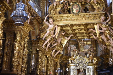 Autel baroque à la cathédrale de Saint-Jacques de Compostelle. Espagne 