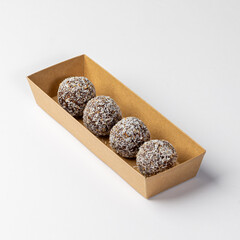 Energy balls in a tray