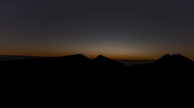 Timelapse La R&eacute;union - Sunrise in Maido 20